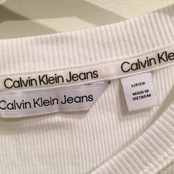 Calvin Klein blouse​​​​​ - Picture 2 of 5